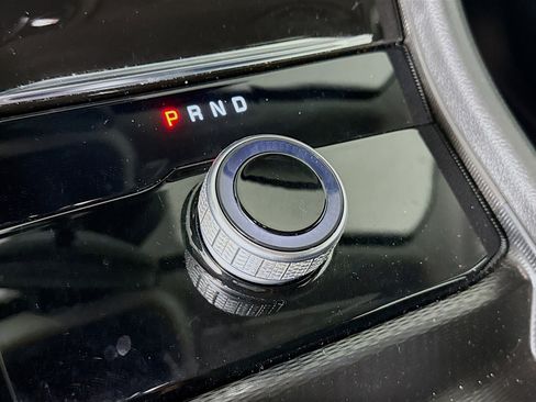 Used 2023 Jeep Grand Cherokee Laredo image 19