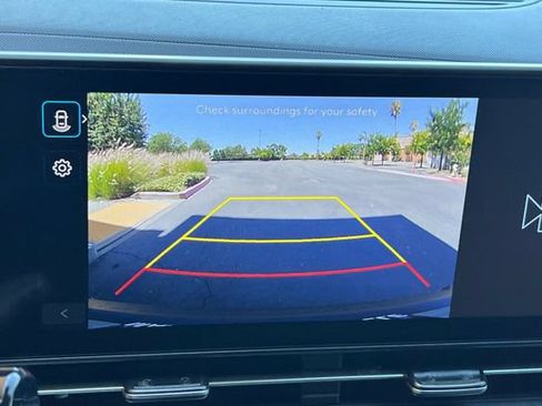 Used 2024 Hyundai Kona SEL FWD image 23