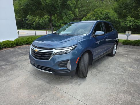 Used 2024 Chevrolet Equinox LT FWD image 8
