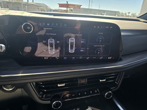 Used 2025 Chevrolet Tahoe Z71 image 15