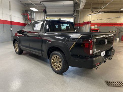 Used 2021 Honda Ridgeline Sport image 8