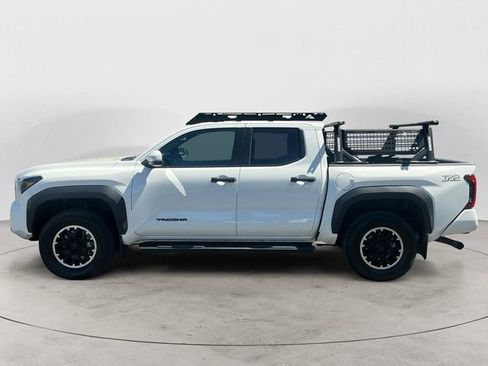 Certified 2024 Toyota Tacoma TRD Off-Road w/ TRD Off Road Upgrade Package AWD/4WD image 2