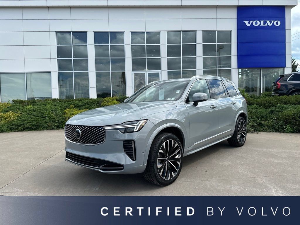 Certified 2026 Volvo XC90 B6 Plus AWD/4WD image 1
