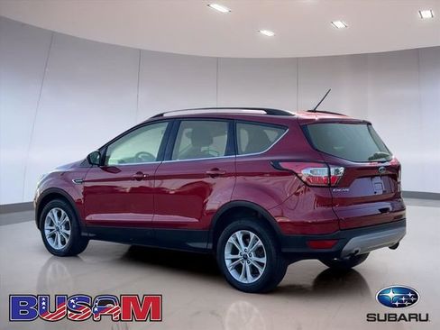 Used 2017 Ford Escape SE w/ Equipment Group 201A image 7