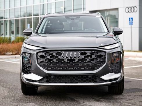 New 2026 Audi Q3 quattro 2.0T AWD/4WD image 13