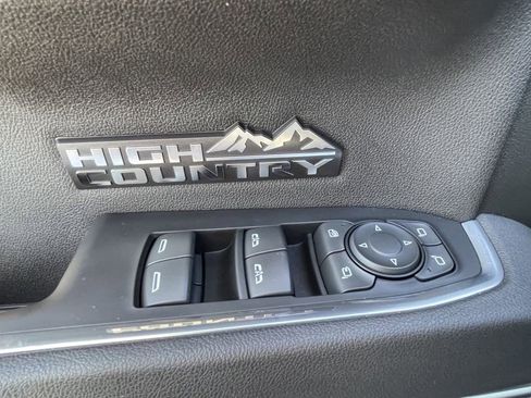 Certified 2025 Chevrolet Silverado 1500 High Country image 21