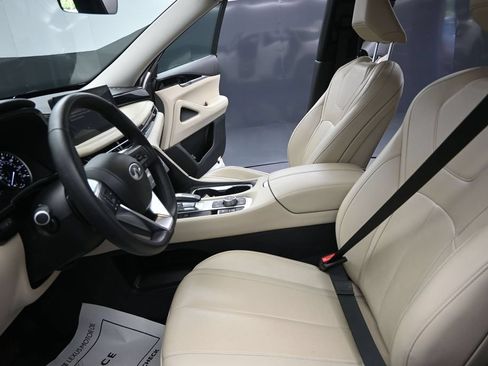 Certified 2025 INFINITI QX60 Pure FWD image 23