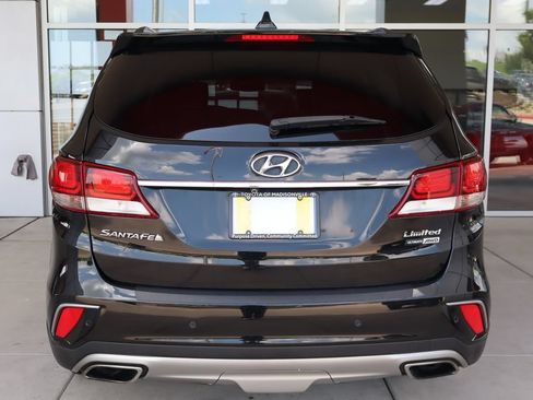 Used 2018 Hyundai Santa Fe Limited AWD/4WD image 7