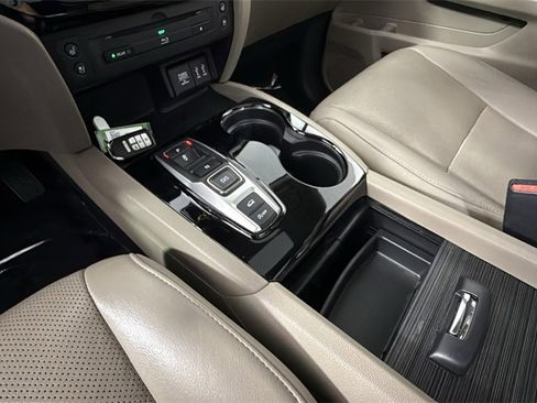 Used 2016 Honda Pilot Elite image 23