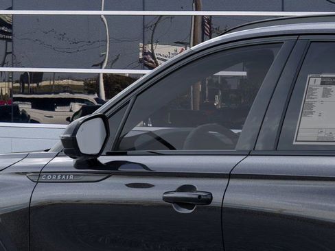 New 2026 Lincoln Corsair Premiere image 20