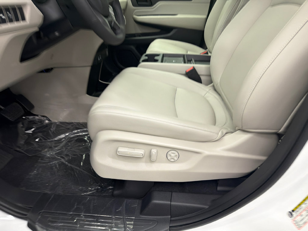 New 2027 Honda Odyssey EX-L image 10