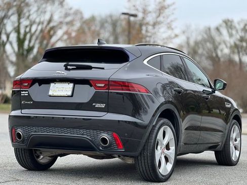 Used 2018 Jaguar E-PACE R-Dynamic HSE image 5