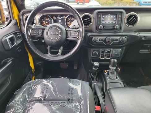 Used 2019 Jeep Wrangler Unlimited Sport S image 10
