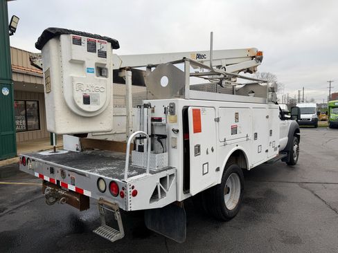 Used 2012 Ford F450 XL image 3