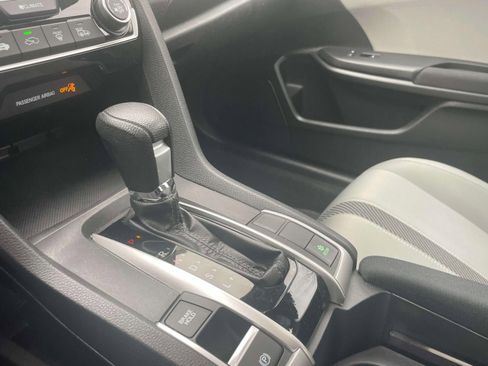 Used 2018 Honda Civic EX image 29