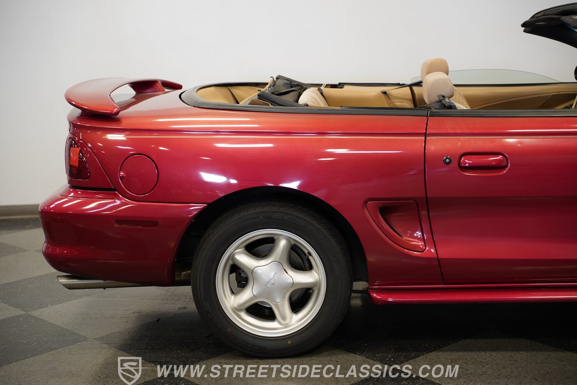 Used 1998 Ford Mustang GT RWD image 34