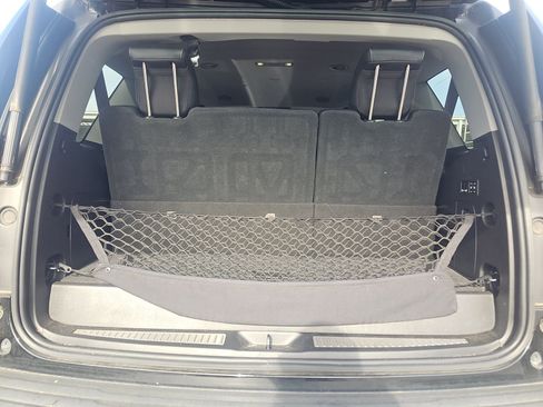 Used 2019 Chevrolet Tahoe Premier AWD/4WD image 11