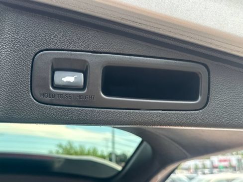 Used 2020 Honda CR-V EX-L image 8