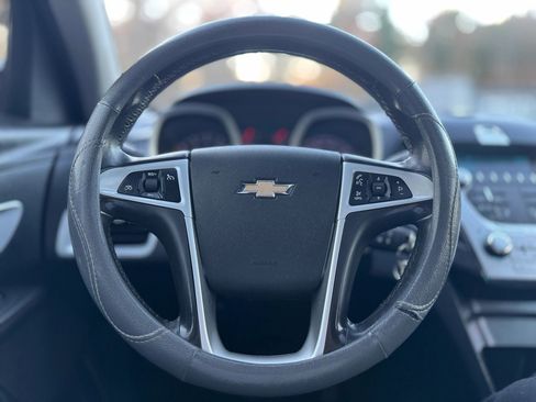 Used 2010 Chevrolet Equinox LT w/ Vehicle Interface Package image 17