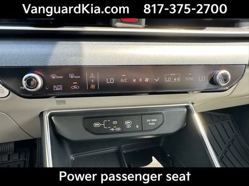 Certified 2026 Kia Carnival EX image 22