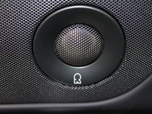 New 2025 Lincoln Nautilus Premier w/ Equipment Group 102A image 39