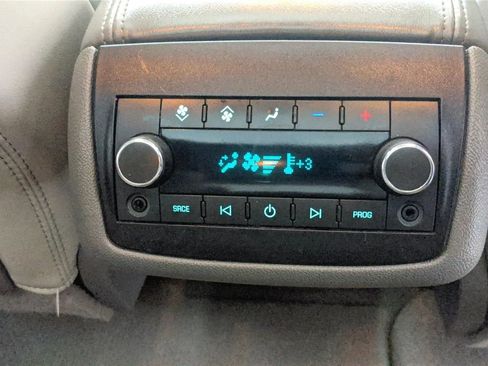 Used 2014 Chevrolet Traverse LTZ AWD/4WD image 52