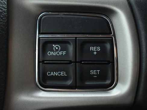 Used 2018 RAM 3500 Laramie image 27