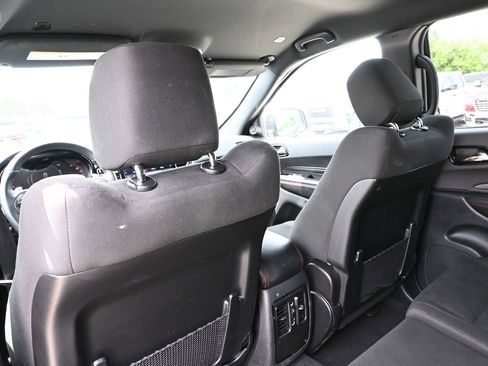 Used 2025 Dodge Durango GT RWD image 28