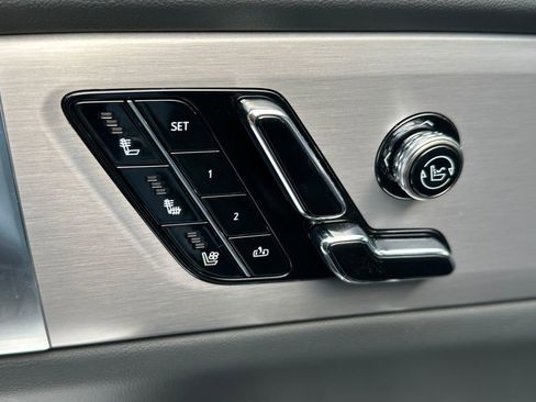 New 2026 Cadillac Vistiq Sport image 23