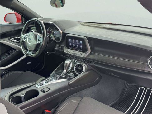 Used 2021 Chevrolet Camaro LT w/ Technology Package RWD image 42
