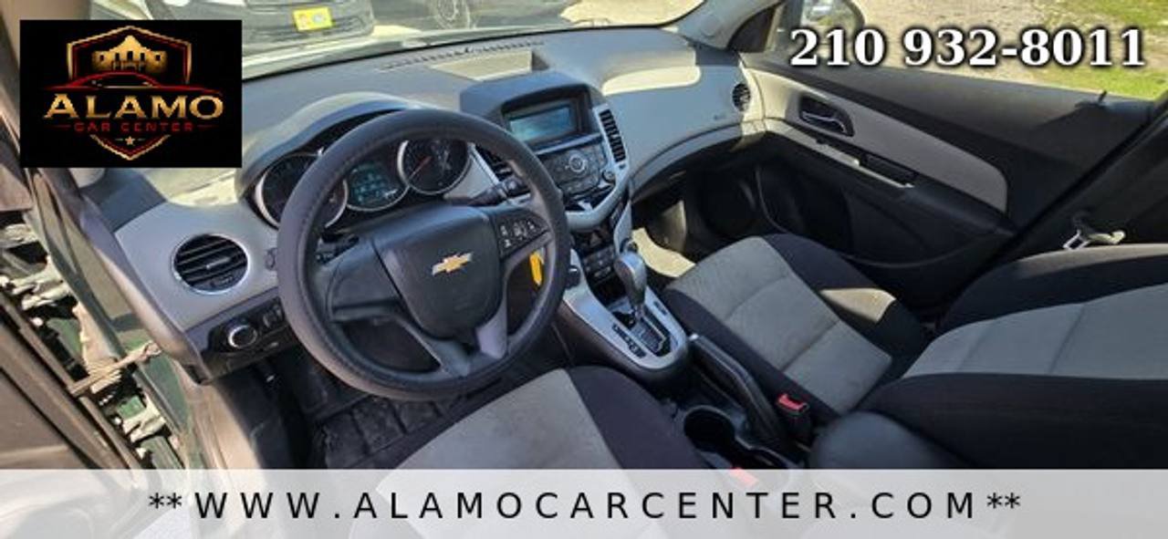 Used 2014 Chevrolet Cruze LS FWD image 31