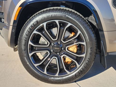 New 2026 Land Rover Defender 110 OCTA image 10