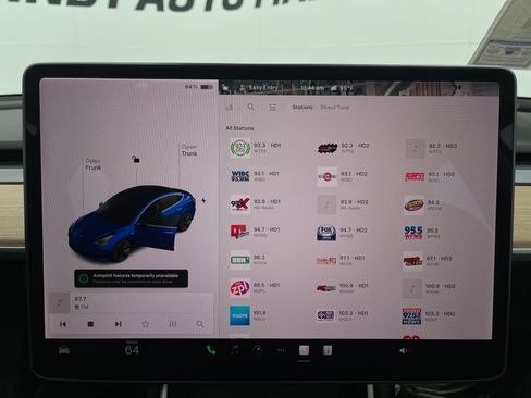 Used 2018 Tesla Model 3 Long Range image 22