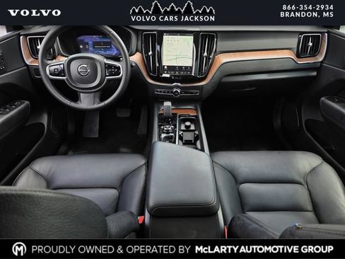 Used 2024 Volvo XC60 B5 Plus AWD/4WD image 8