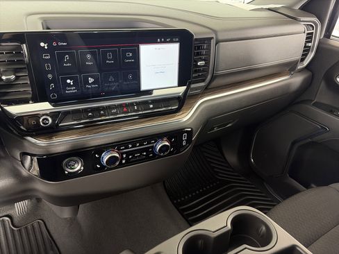 Certified 2024 GMC Sierra 1500 Elevation AWD/4WD image 3