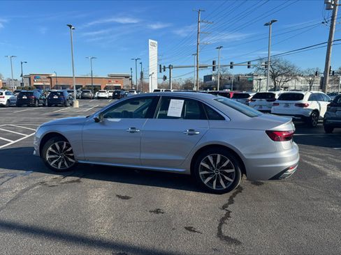 Used 2022 Audi A4 2.0T Premium Plus image 3