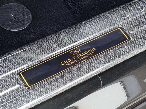 Certified 2024 Rolls-Royce Ghost Black Badge w/ Black Badge Ghost Package AWD/4WD image 9