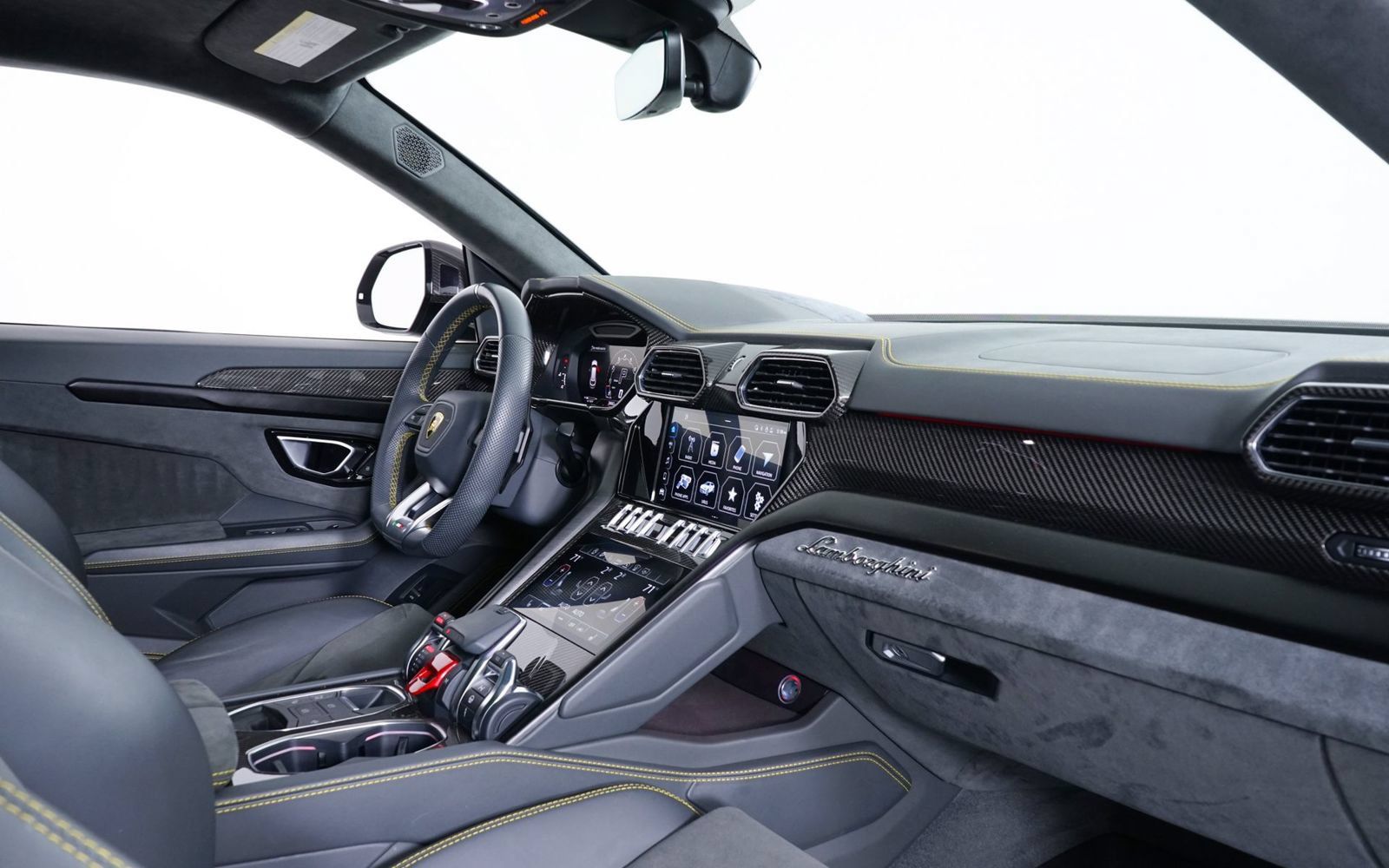 Used 2022 Lamborghini Urus AWD/4WD image 30