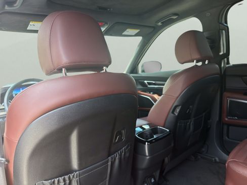 Used 2024 Kia Telluride SX Prestige AWD/4WD image 24