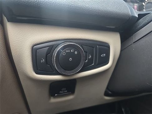 Used 2019 Lincoln MKZ Reserve w/ Reserve Plus Package image 17