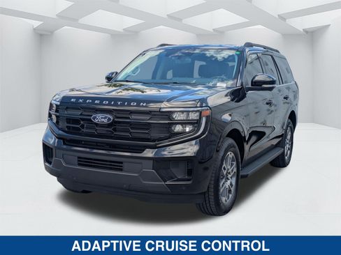 New 2026 Ford Expedition Active RWD image 9