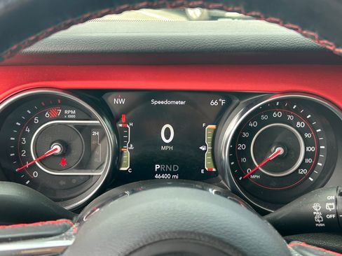Used 2020 Jeep Wrangler Unlimited Rubicon AWD/4WD image 24