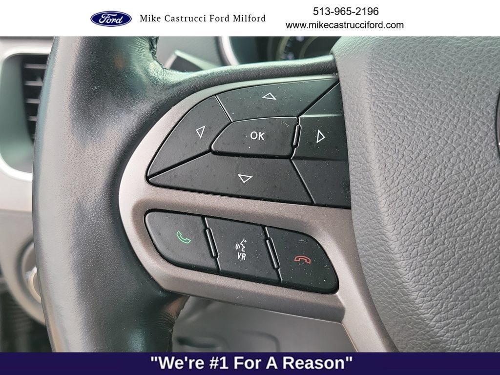 Used 2021 Jeep Cherokee Latitude Lux AWD/4WD image 17