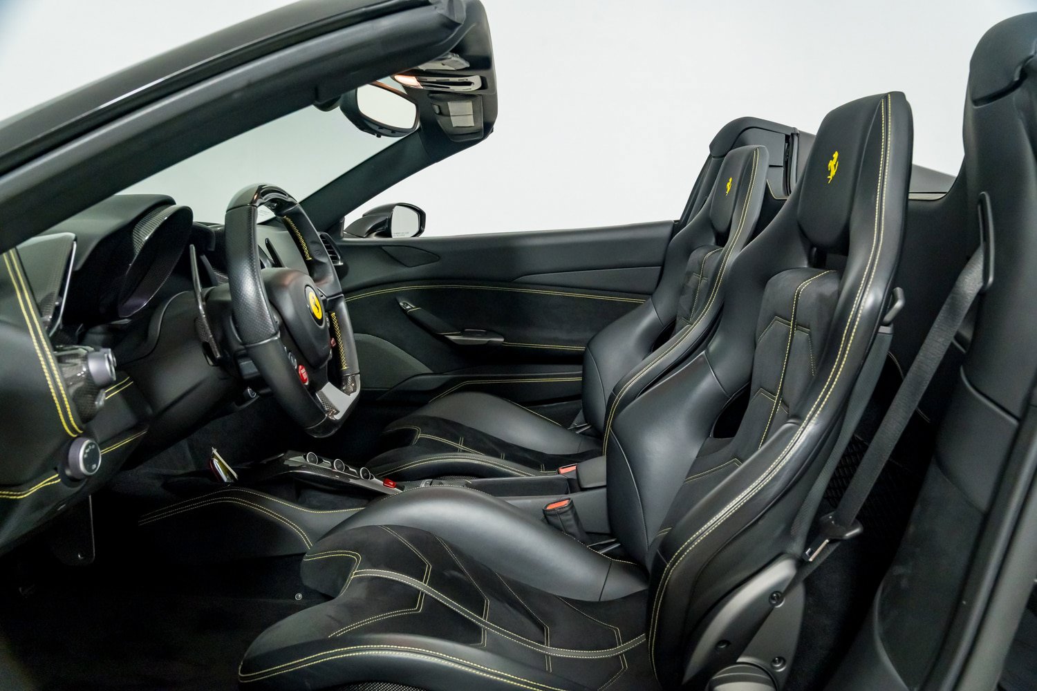 Certified 2017 Ferrari 488 Spider RWD image 31
