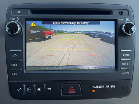 Used 2015 Chevrolet Traverse LS AWD/4WD image 25
