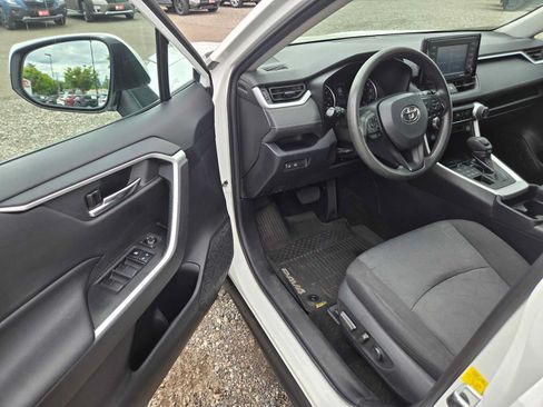 Used 2020 Toyota RAV4 XLE w/ All Weather Liner Package AWD/4WD image 22