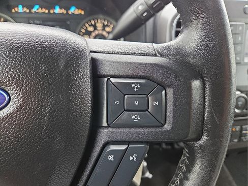 Used 2018 Ford F150 XLT w/ Equipment Group 301A Mid AWD/4WD image 18