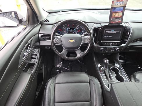Used 2019 Chevrolet Traverse RS FWD image 25