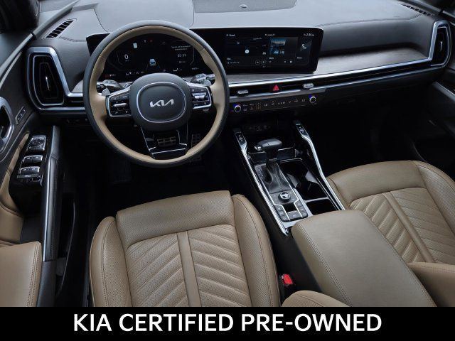 Certified 2025 Kia Sorento SX Prestige w/ Olive Brown Leather Package AWD/4WD image 19