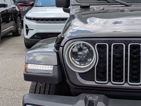 New 2025 Jeep Wrangler Sahara image 10